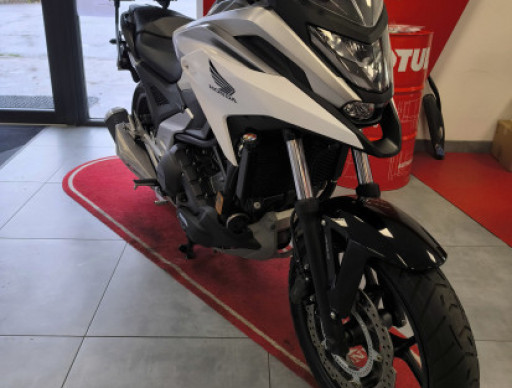HONDA NC750X DCT