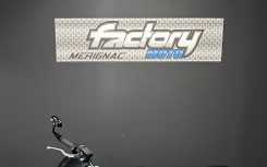 TRIUMPH STREET TRIPLE 660 S A2