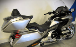 HONDA GL 1800 GOLDWING TOURING DCT AIR BAG ABS 