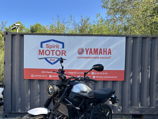 YAMAHA XSR 700 LEGACY