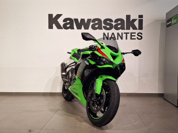 KAWASAKI ZX-6R 636