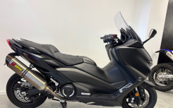 YAMAHA T-MAX 560