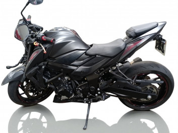 SUZUKI GSXS 750