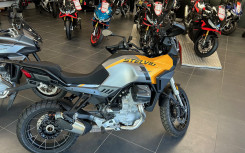 MOTO GUZZI STELVIO