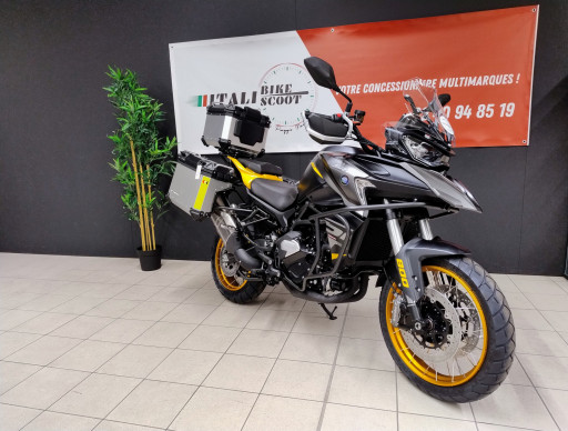 QJMOTOR SRT 800 SX Touring