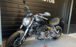 DUCATI MONSTER 821