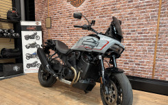 HARLEY-DAVIDSON ADVENTURE PAN AMERICA 1250 ST