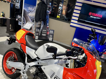 YAMAHA XSR 900 GP