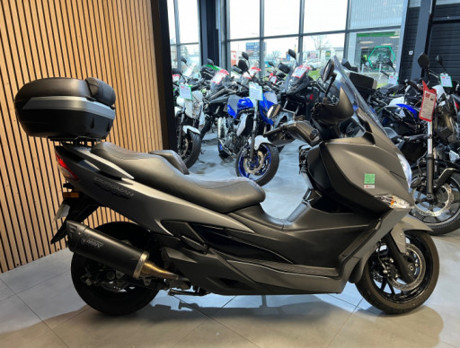 SUZUKI Burgman 400