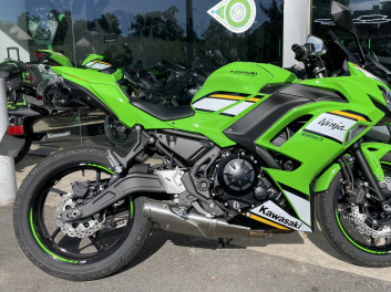 KAWASAKI NINJA 650