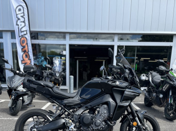 YAMAHA TRACER 9