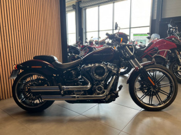 Harley Davidson Breakout 107 1745