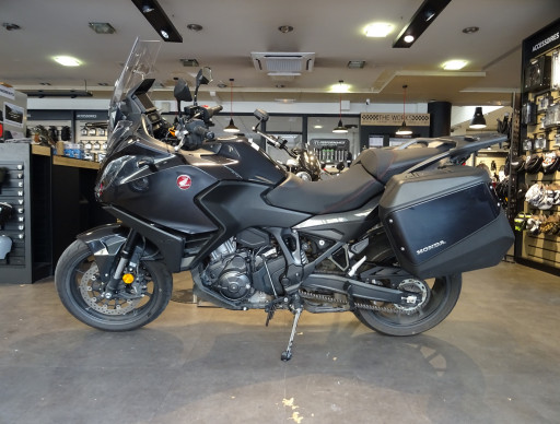 HONDA NT 1100