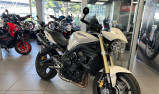 TRIUMPH STREET TRIPLE 675