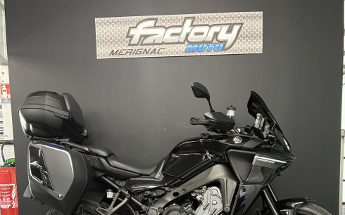 YAMAHA TRACER 9