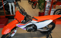 KTM 450 SX-F 2024 1h à partir de 165e/mois*