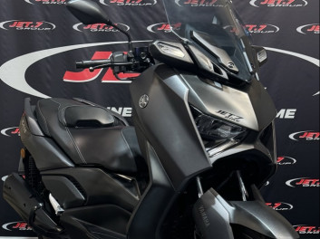 YAMAHA XMAX 300