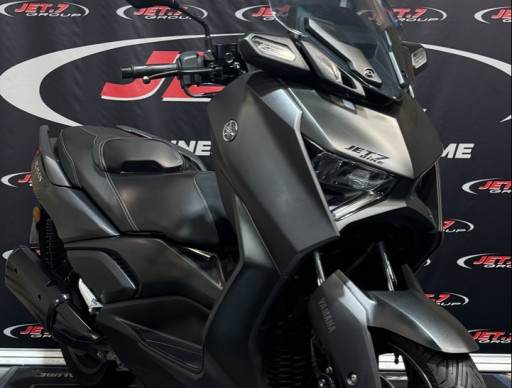 YAMAHA XMAX 300