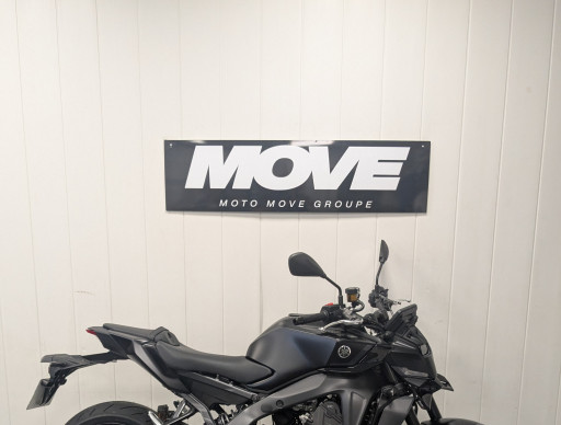 YAMAHA MT-09 210/MOIS