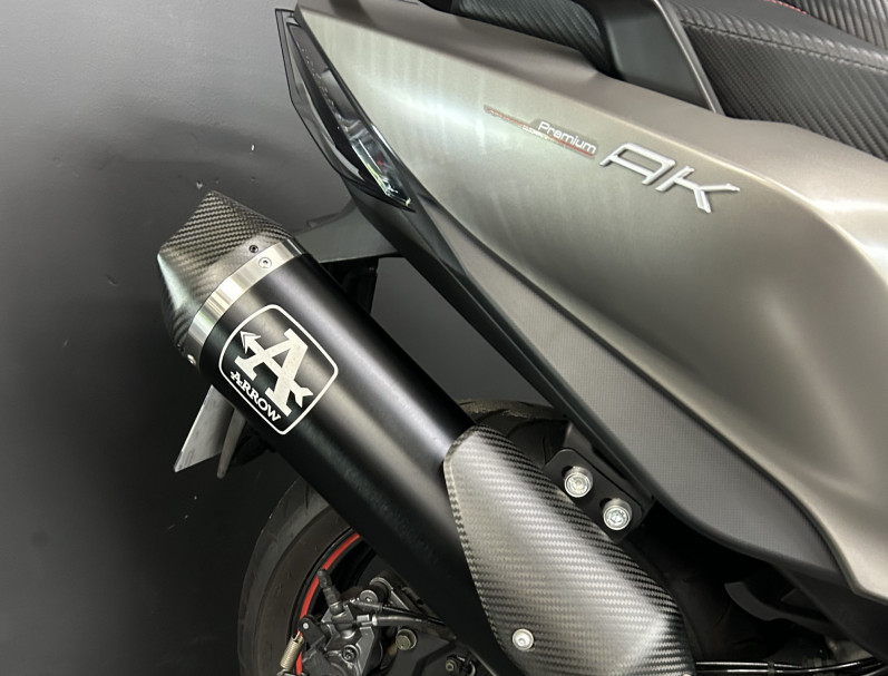 KYMCO AK 550