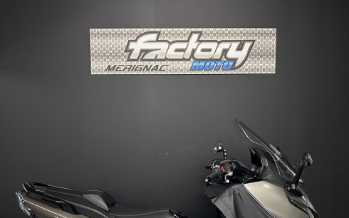KYMCO AK 550