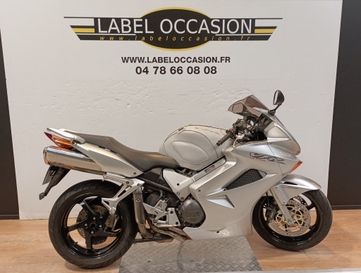 HONDA VFR 800 V-TEC