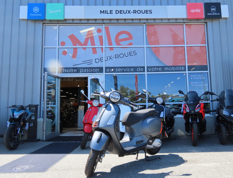 VESPA GTS 125 SUPERSPORT - Garantie 04/2026