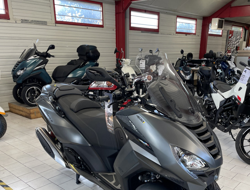 PEUGEOT METROPOLIS 400 GT