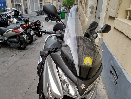 SUZUKI BURGMAN 200