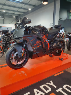 KTM 990 RC R  2026  PRECOMMANDE DISPONIBLE