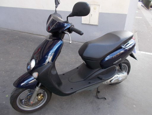 YAMAHA NEO