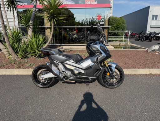 HONDA X-ADV 750 ABS