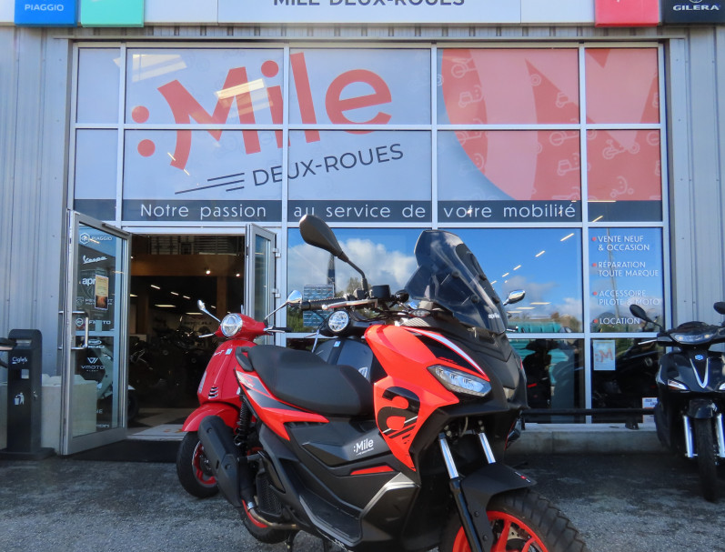 APRILIA SR GT 125 SPORT