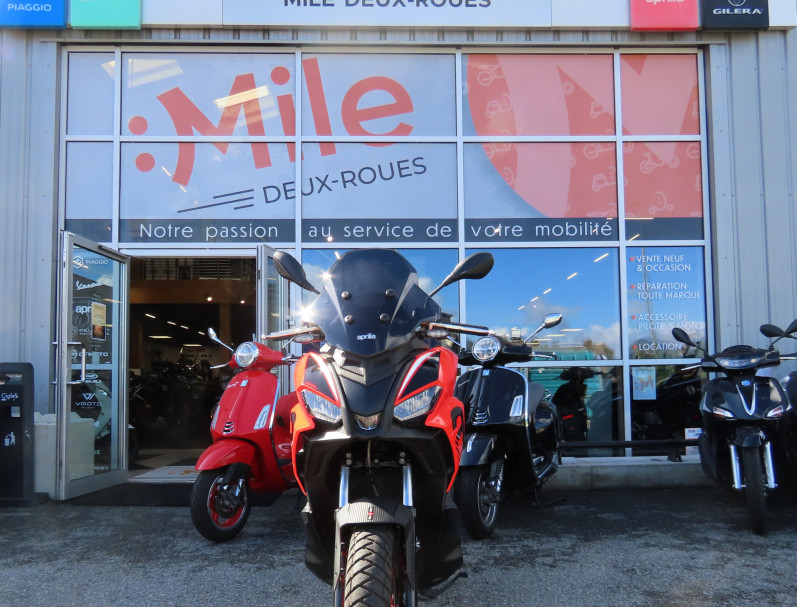 APRILIA SR GT 125 SPORT