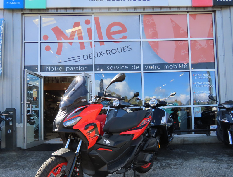 APRILIA SR GT 125 SPORT