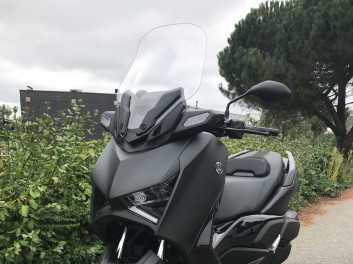 YAMAHA XMAX 300