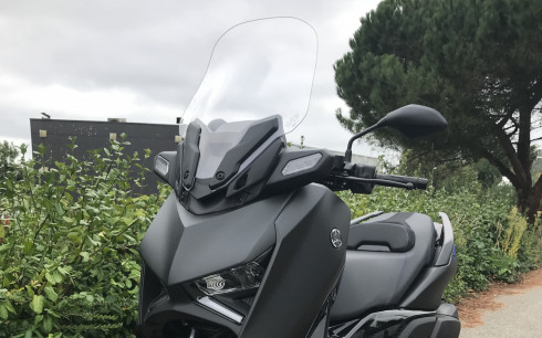 YAMAHA XMAX 300