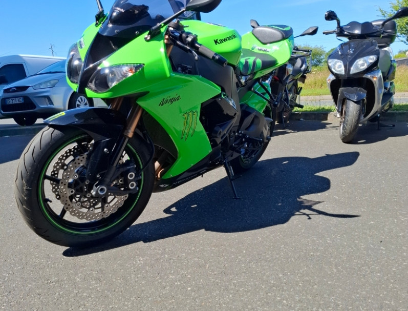 KAWASAKI ZX-10R