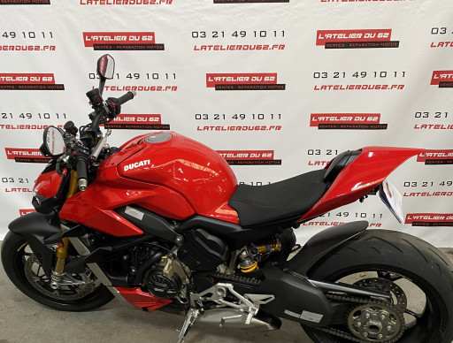 DUCATI STREETFIGHTER V4S DE 2023 AVEC 3598 KMS