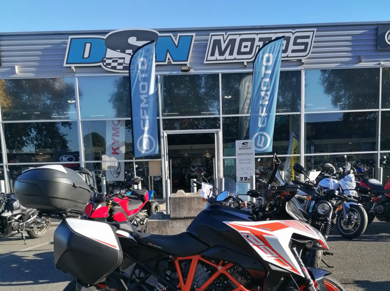 KTM 1290 SUPER DUKE GT pour 222.44€/mois chez DSN MOTOS 33