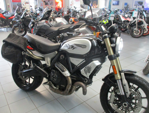DUCATI SCRAMBLER 1100