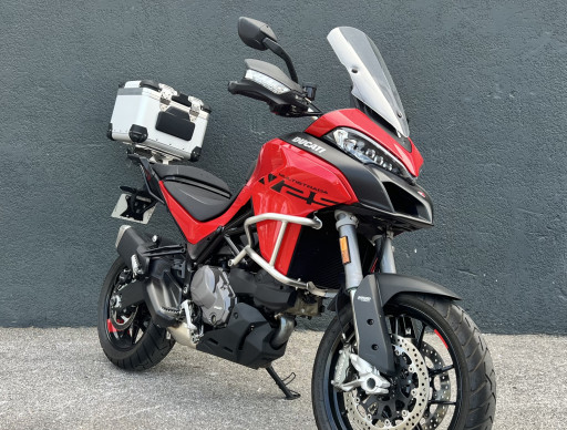 DUCATI MULTISRADA V2