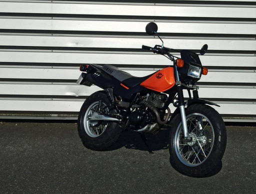 YAMAHA TW 125
