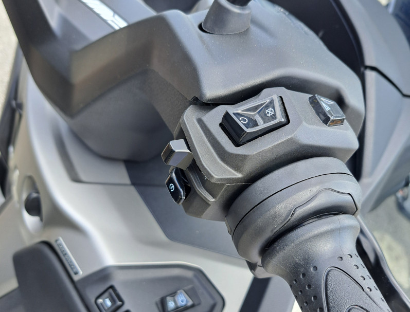 PIAGGIO MP3 530 HPE EXCLUSIVE