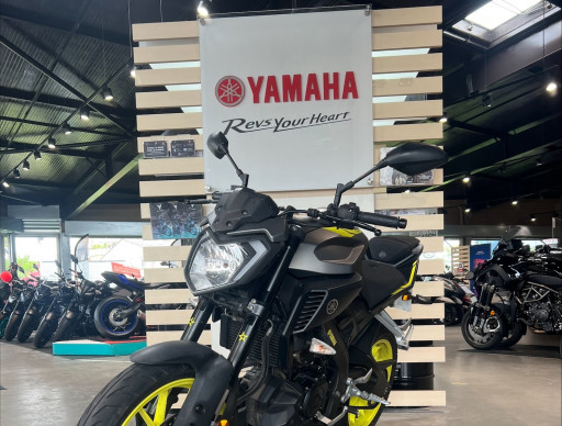 YAMAHA MT-125 ABS