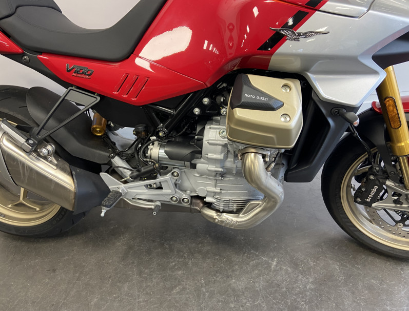 MOTO GUZZI V100  MANDELLO S 2025