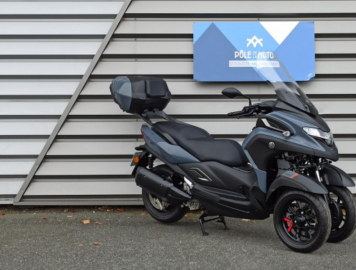 YAMAHA TRICITY 300