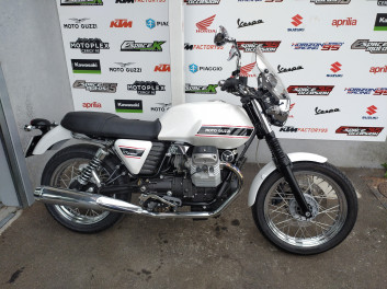 MOTO GUZZI V7 CLASSIC