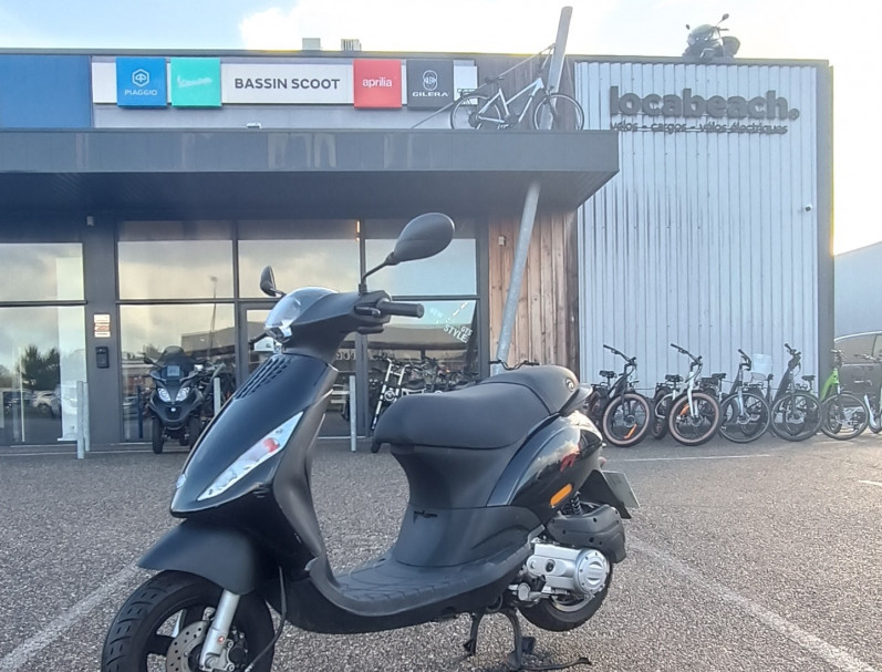 PIAGGIO ZIP 50 – Noir Brillant – 6 800 km – Garantie 3 mois
