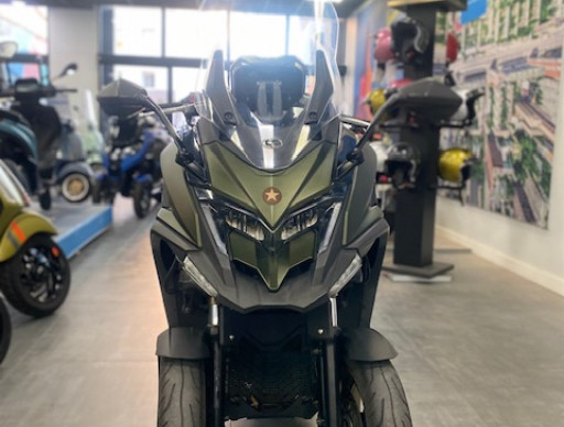 KYMCO CV3 550